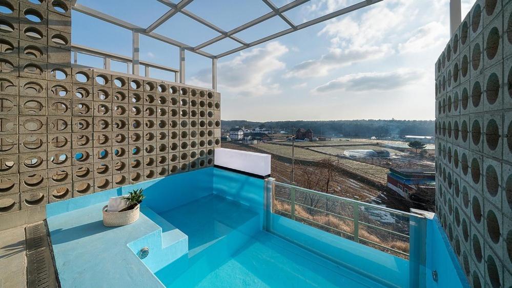 Taean Oaten Pool Villa Номер фото