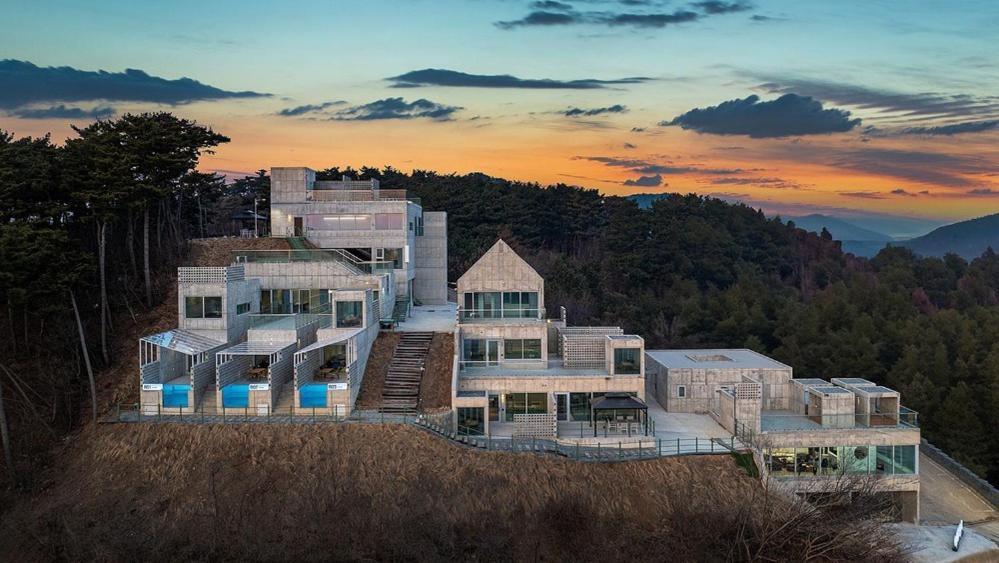 Taean Oaten Pool Villa Экстерьер фото